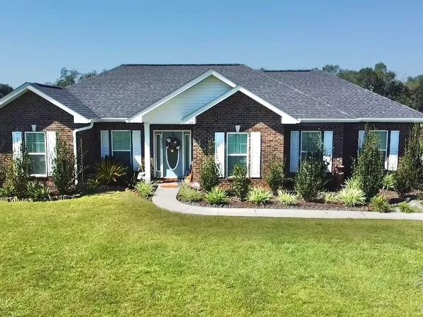 9352 Hall Rd, Grand Bay, AL 36541