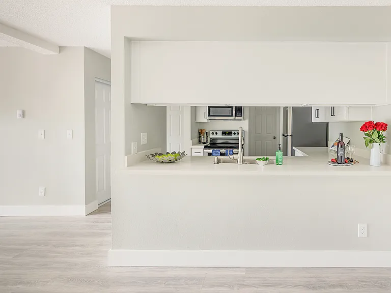 931 SW Holden St #205 — Photo 12