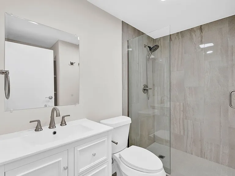 Roanoke Villas — Photo 45