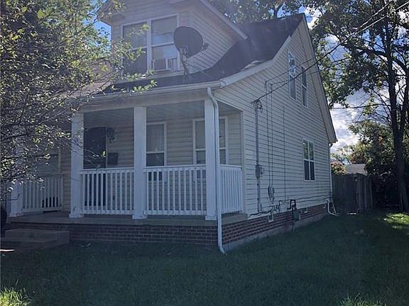 2nd image of 15202 Lawndale Ave