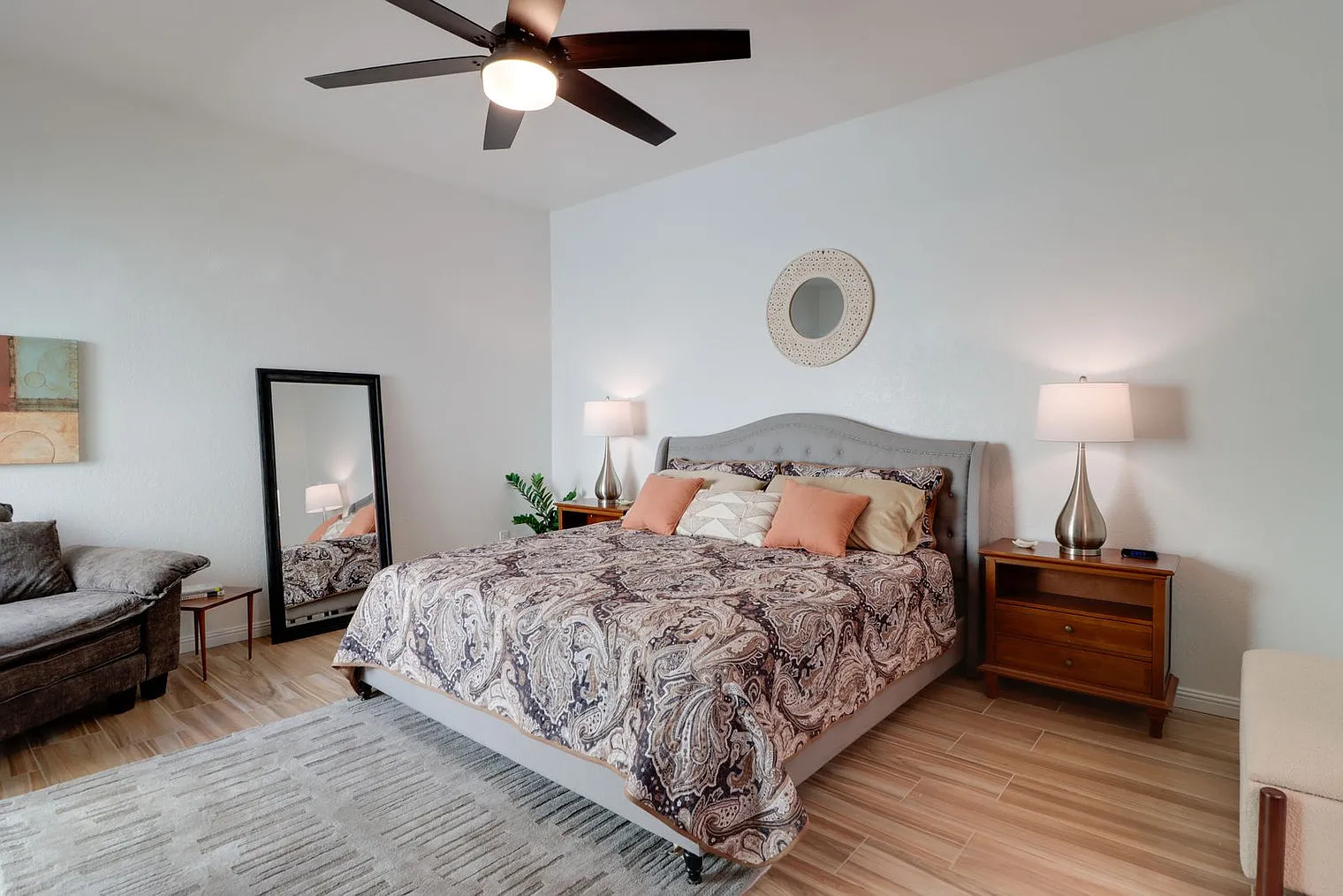 2 bed, 2.0 bath, 1614 sqft, $2,871 — Photo 4