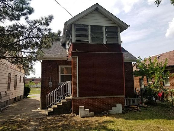 5th image of 8868 Sorrento St