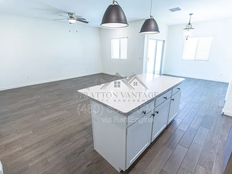 2547 N Kenna Pl — Photo 21