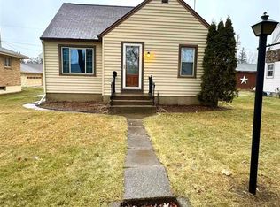 711 5th St S, Virginia, MN 55792