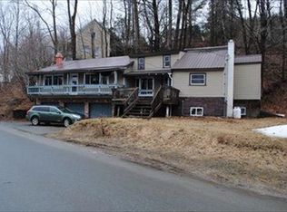 341 River Rd, St Johnsbury, VT 05819