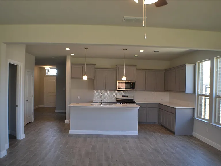 270 Irish Moss Dr — Photo 3