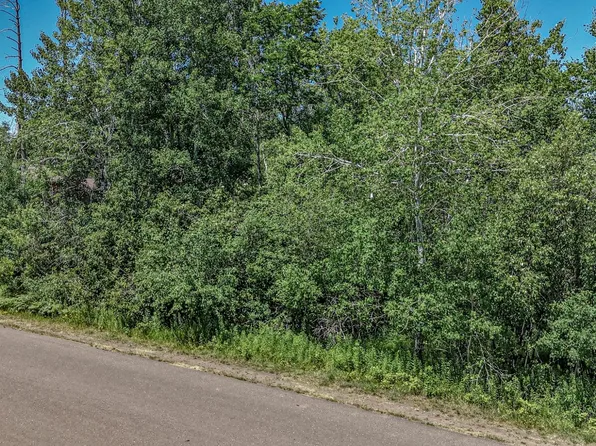 Oak St, Hurley, WI 54534