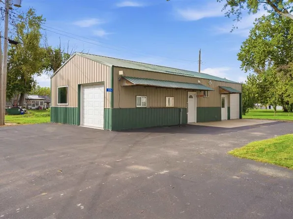 205 Franklin St, West Chester, IA 52359