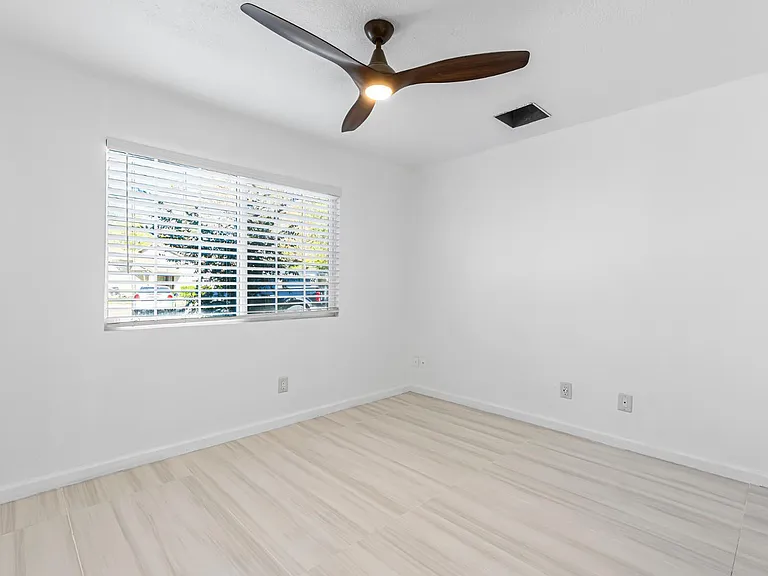 4401 W McRae Way — Photo 12