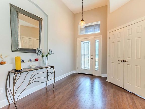 3rd image of 122 ALTESINO COURT
