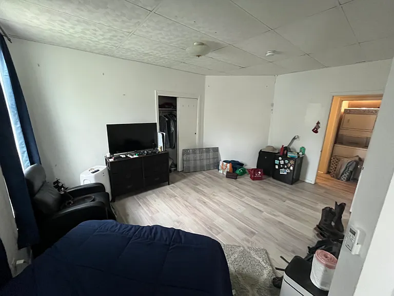 203 Maple St — Photo 17