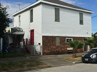 902 Sealy St, Galveston, TX 77550