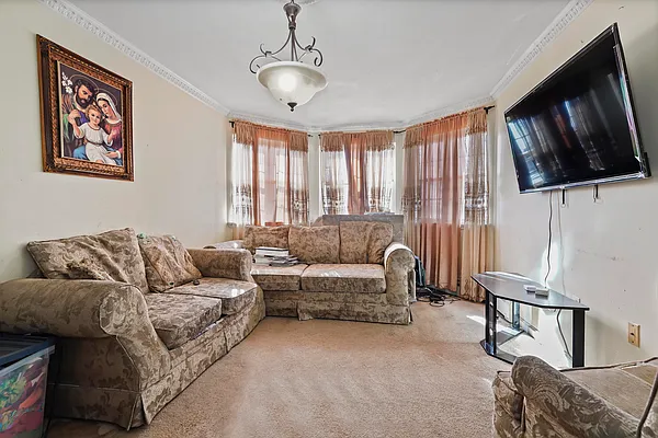 Sold by Keller Williams Realty Landmark II | media 12