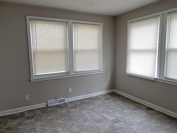 5th image of 108 S Miller St
