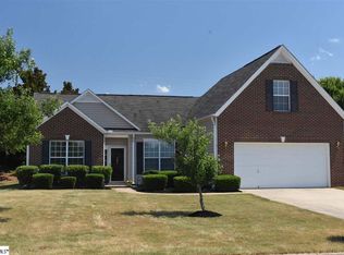 301 Oakboro Ln, Simpsonville, SC 29680