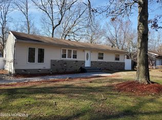 2627 Ridgeway Rd, Manchester, NJ 08759