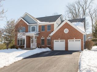 39 Cobble Ln, Basking Ridge, NJ 07920