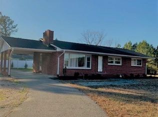 1101 Little Low Ground Rd, Emporia, VA 23847