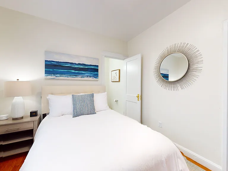 191 Kent St #3 — Photo 8