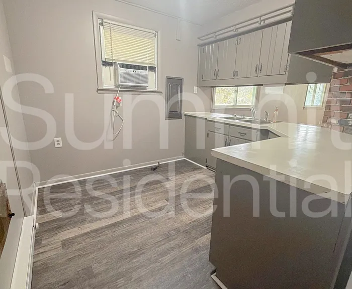 79 Martha Ave #REAR — Photo 6