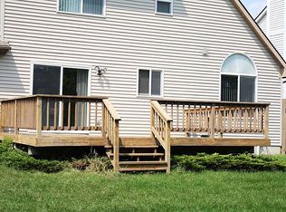 8474 Barrington Dr, Ypsilanti, MI