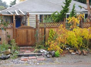 9117 2nd Ave NE, Seattle, WA 98115