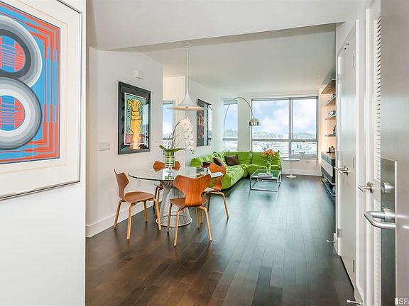 5th image of 8 Buchanan St Unit 607
