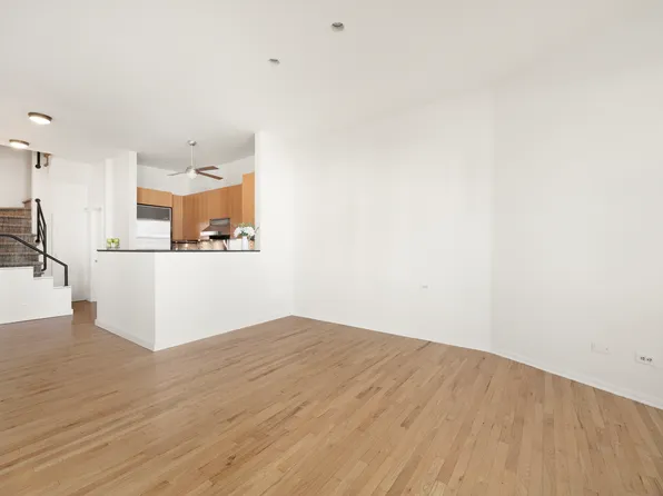 145 Nassau Street image 9 of 14