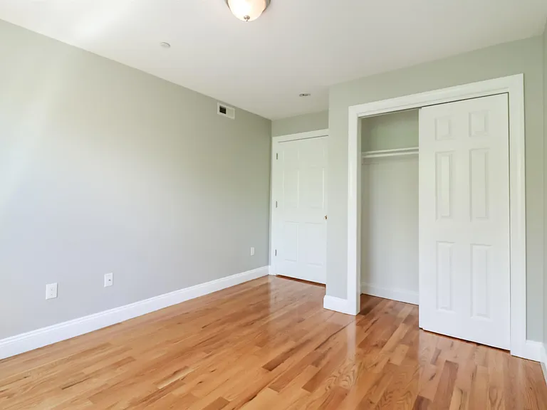 381 Communipaw Ave #3B — Photo 17