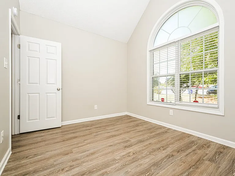 195 Pecan Ridge Dr — Photo 14