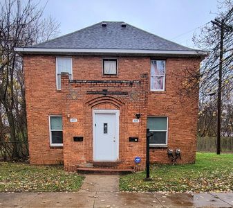 820 Wallace Ave, Kalamazoo, MI, 49048
