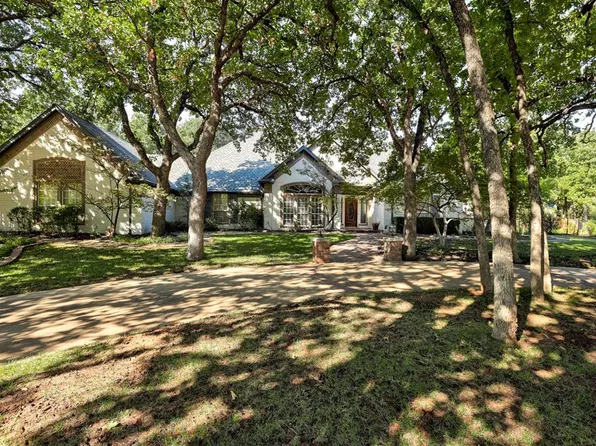 1823 Oak Forest Dr, Edmond, OK 73025