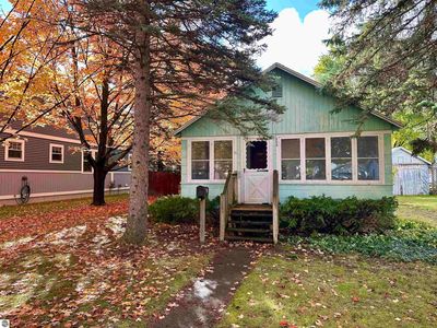209 W 15th St, Traverse City, MI, 49684