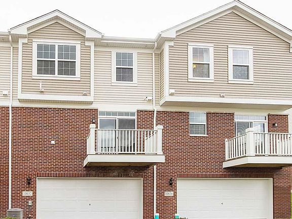 Located on 0502 in Sheffield Square - Uptown in Orland Park, IL