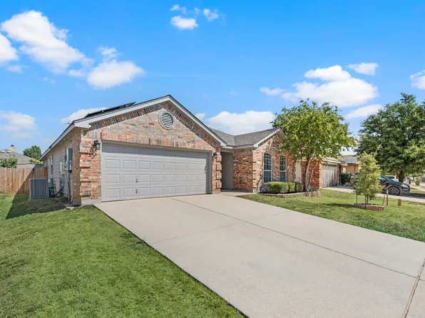 628 Poncho Ln, Haslet, TX 76052
