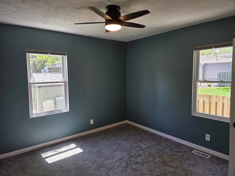 232 Maple Ave — Photo 7