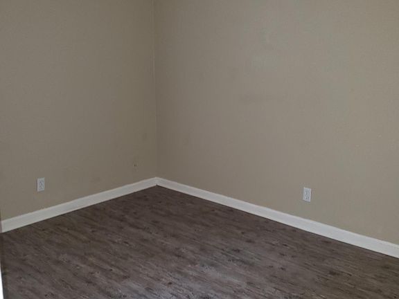 5th image of 1891 Esther Dr APT 8C