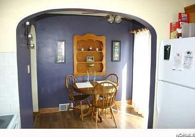 5th image of 7815 Jameson Ave