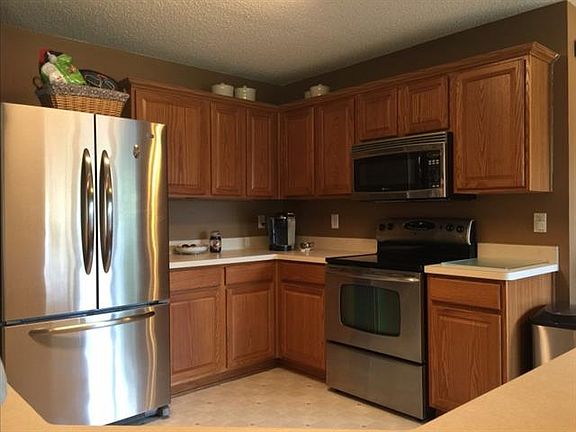2nd image of 3965 Miami Springs Dr