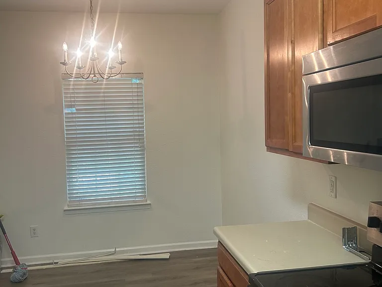 1253 Chinon Point — Photo 5