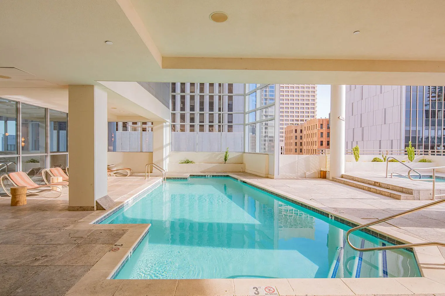 1 bed, 1.0 bath, 1119 sqft, $4,028 — Photo 3