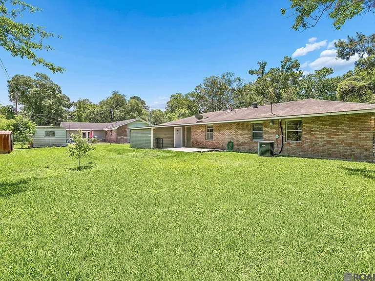 8977 Nolen Dr — Photo 13