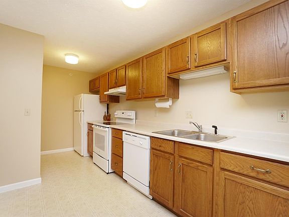 5th image of 7470 Shawnee Ln APT 170