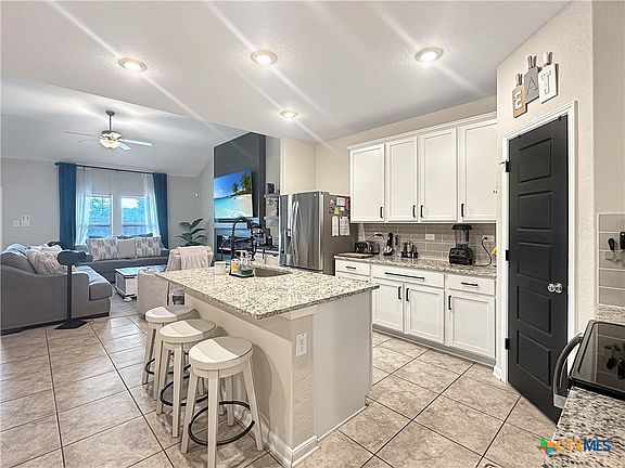 5th image of 1906 Reserve Way