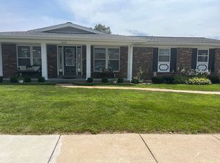 10566 Copperfield Dr, Saint Louis, MO