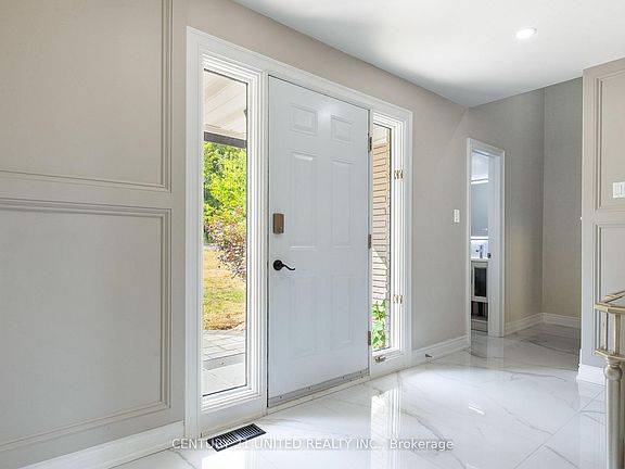5th image of 1143 Connaught Dr