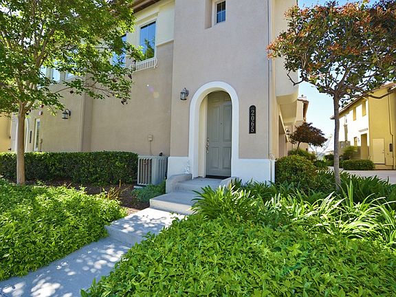 4th image of 2065 Silverado St