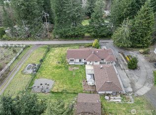 4931 Geiger Rd SE, Pt Orchard, WA 98367