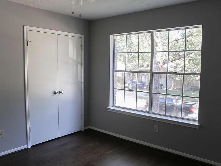 1126 Long Prairie Dr — Photo 14