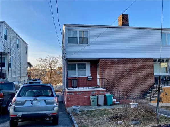 31 Troy Ln, Yonkers, NY 10701